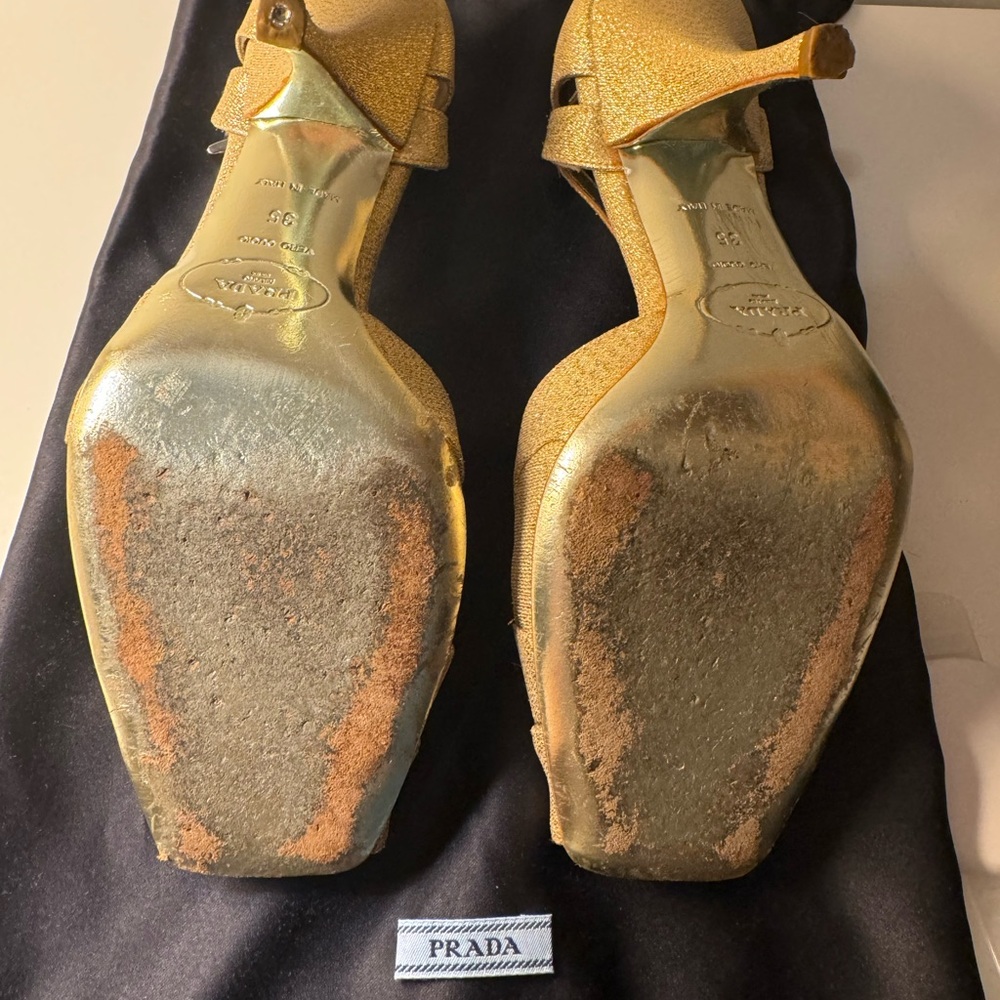 PRADA heels - Picture 3 of 6